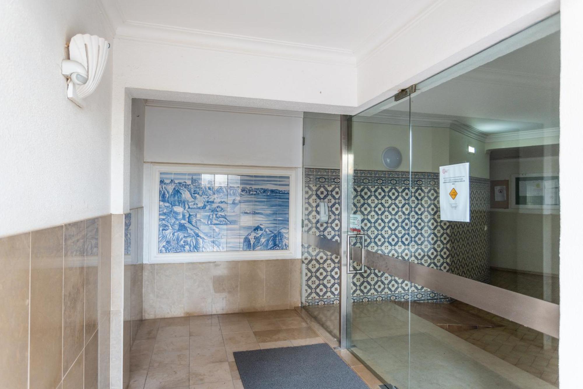 Bnb Homes Praia Da Rocha Beach Bright Apartment 50 M Away From The Ocean Portimao Exterior photo